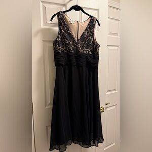 Black Lace & Chiffon Dress Size 14 Cocktail Formal Wedding